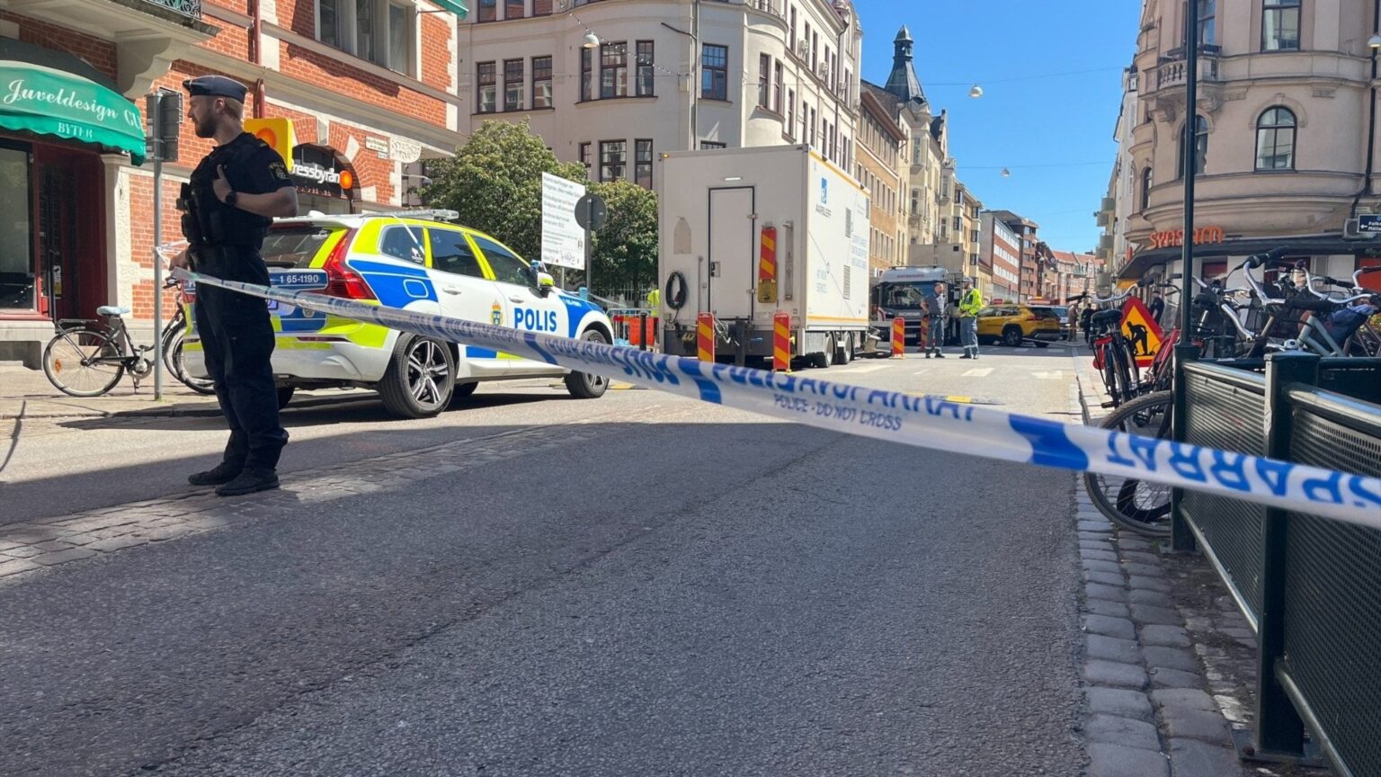 Diverse persone ferite a Malmö centrale - colpiti in taxi - P4 Malmöhus