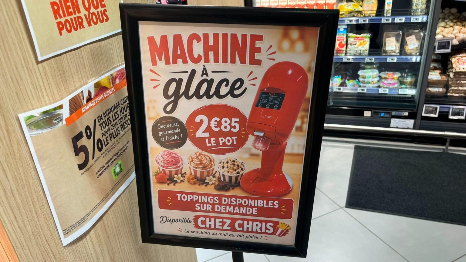 “ChatGPT sta uccidendo l’identità del marchio”: i poster generati dall’intelligenza artificiale stanno invadendo i supermercati “ChatGPT sta uccidendo l’identità del marchio”: i poster generati dall’intelligenza artificiale stanno invadendo i supermercati