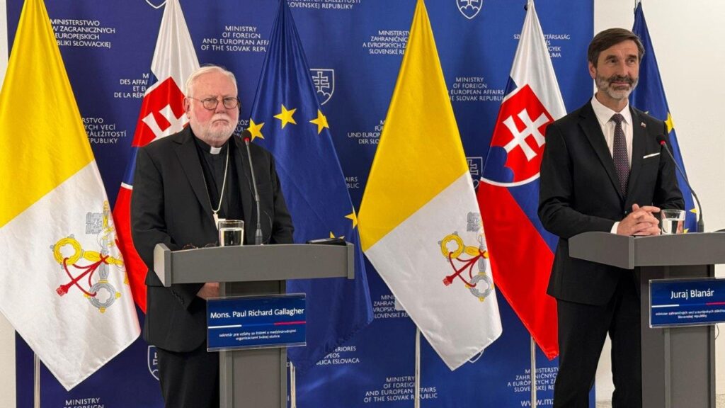Gallagher: i trattati sono ponti per colmare divisioni, non muri per proteggere i privilegi Gallagher: i trattati sono ponti per colmare divisioni, non muri per proteggere i privilegi