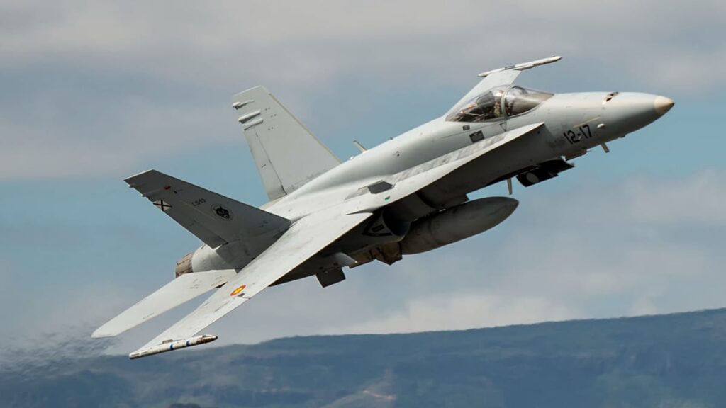 Drone non identificato in Romania, decollano due F-18 spagnoli: poi l’abbattimento Drone non identificato in Romania, decollano due F-18 spagnoli: poi l'abbattimento