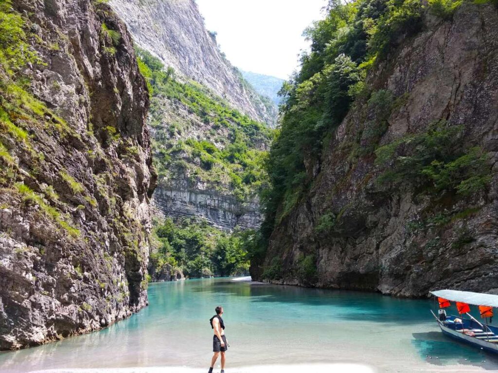 È la Thailandia d'Europa, ed è davvero a due passi dall'Italia: un paradiso tra le montagne