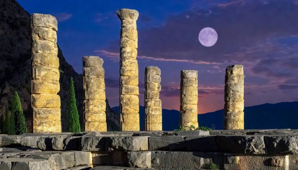 Luna piena di agosto in Grecia, 126 siti apriranno gratis: ecco dove