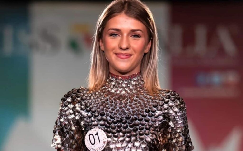 Miss Italia 2026, la storia di riscatto di Elisa Vardoni, dal bullismo al volontariato