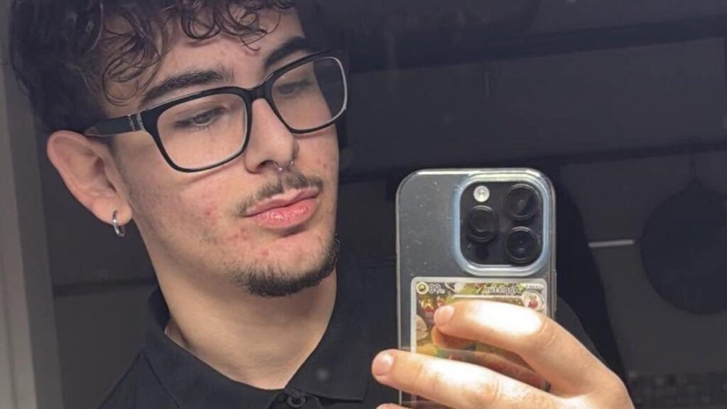 Tragedia in Croazia, Leonardo muore a 19 anni: “Uscito in mare con la moto d’acqua, trovato senza vita” Tragedia in Croazia, Leonardo muore a 19 anni: “Uscito in mare con la moto d’acqua, trovato senza vita”