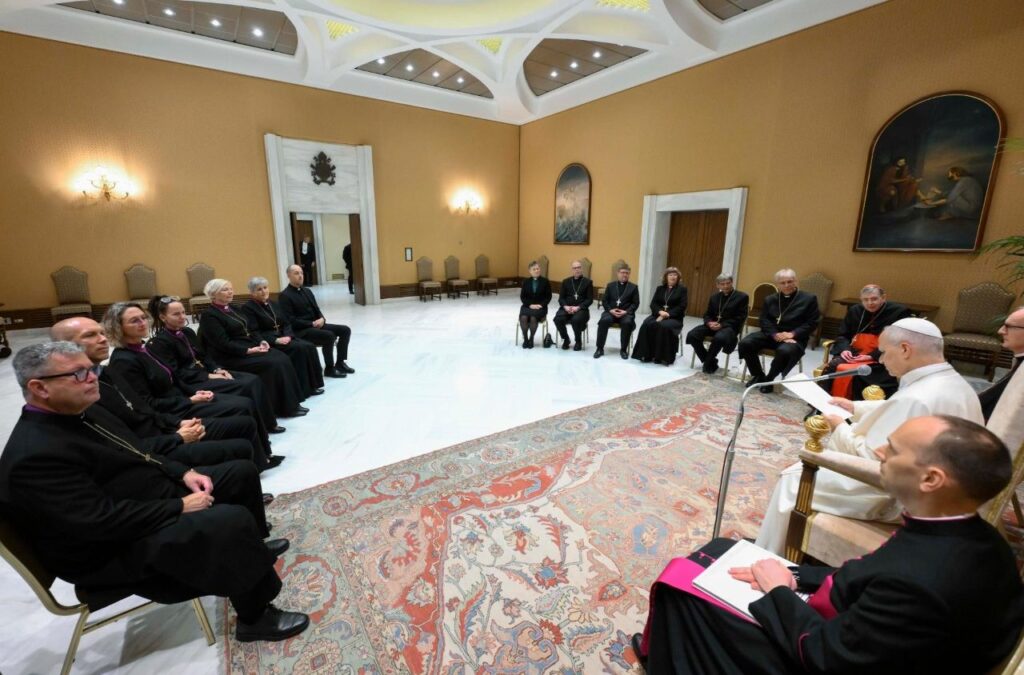 Leone XIV: piccoli gesti di bontà e carità possono disarmare grandi conflitti Leone XIV: piccoli gesti di bontà e carità possono disarmare grandi conflitti