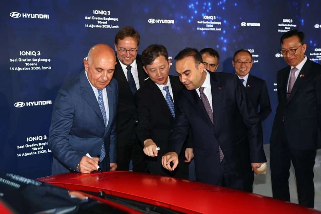 Hyundai IONIQ 3 produzione in Turchia 2026 firma