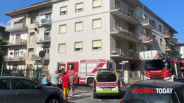 Balcone crollato in via Bonomo