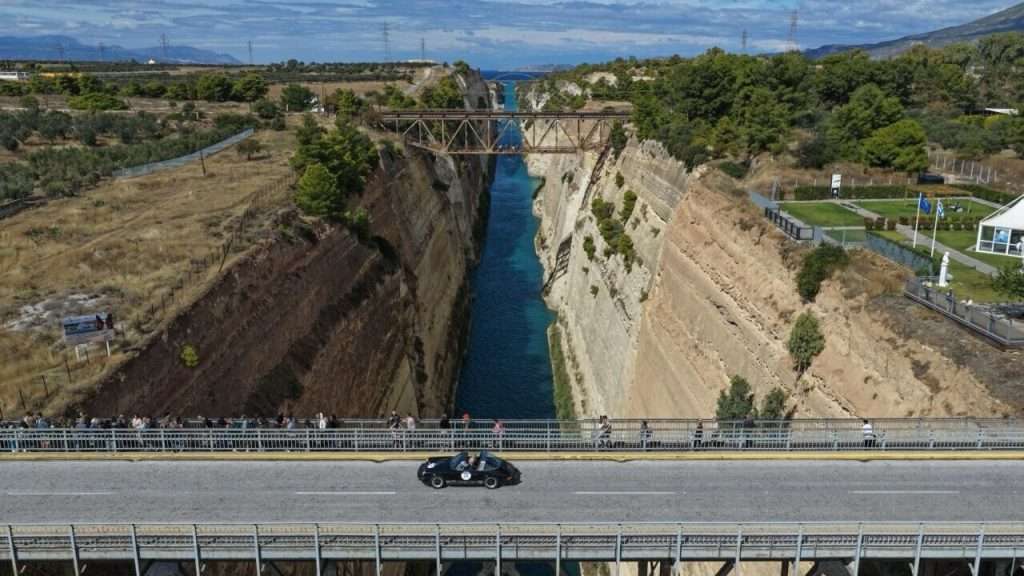 1000 Miglia 2026 auto su ponte