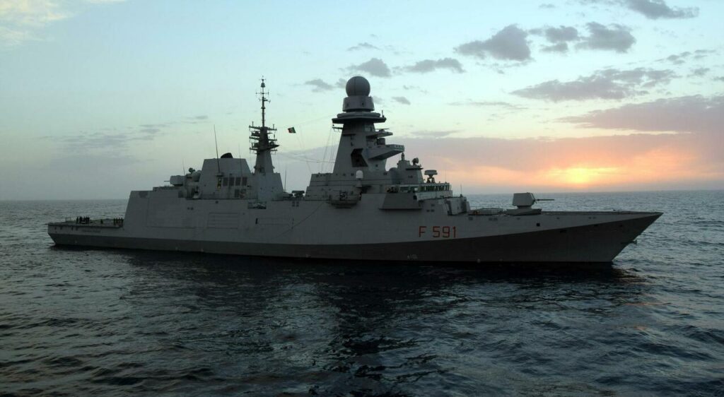 Due fregate italiane Fremm alla Grecia: la cessione vale circa 460 milioni. In attesa del rinnovo della flotta italiana La Fregata europea multi missione (Fremm)
