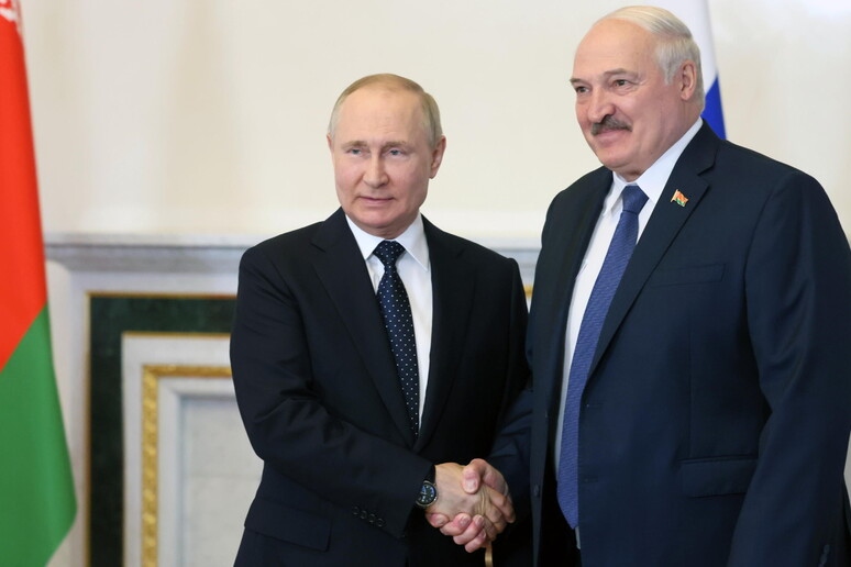 Alta tensione tra Ucraina e Bielorussia: ultimatum sui ripetitori — Il Globo Alta tensione tra Ucraina e Bielorussia: ultimatum sui ripetitori — Il Globo