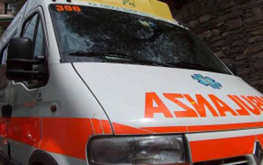 Omicidio suicidio a Finale Ligure, famiglia trovata morta in casa: indagini in corso Omicidio suicidio a Finale Ligure, famiglia trovata morta in casa: indagini in corso