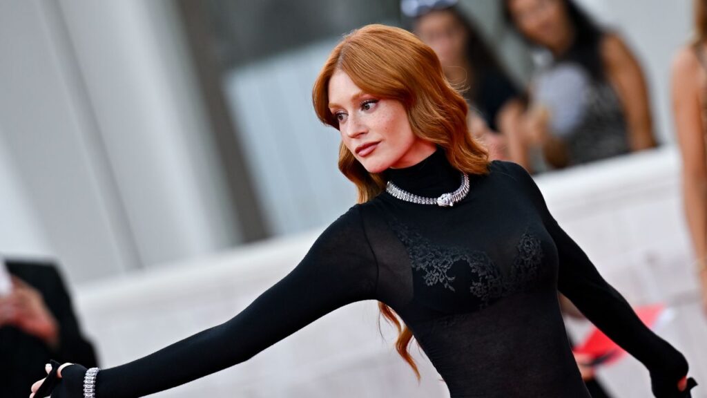 Red carpet del Festival di Venezia 2026, da Kendall Jenner sparkling alla Boscono in newspaper print: scopri chi ha indossato cosa e vota i tuoi look preferiti