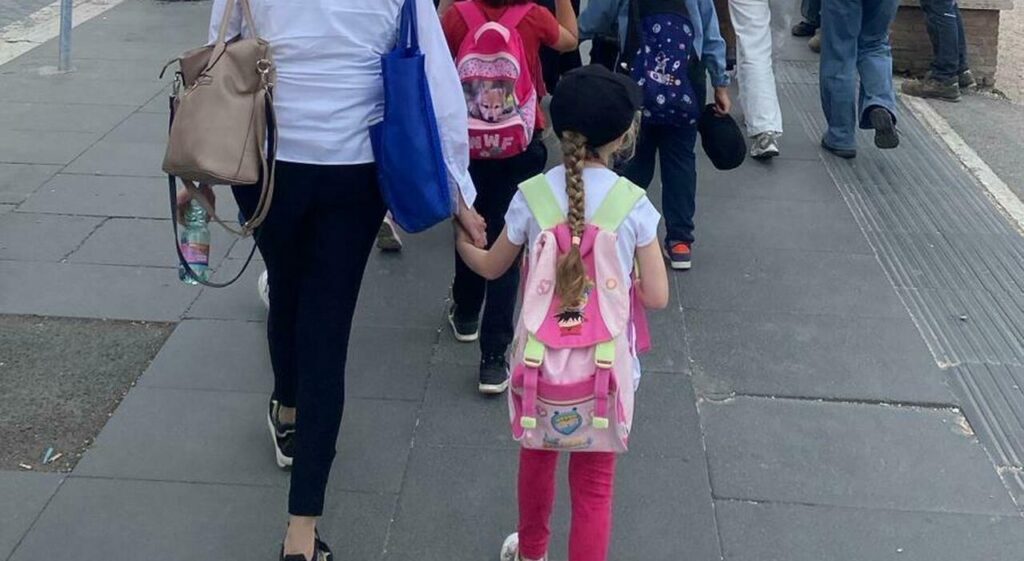 «I miei figli non torneranno a scuola: faremo un anno sabbatico in famiglia» «I miei figli non torneranno a scuola: faremo un anno sabbatico in famiglia»