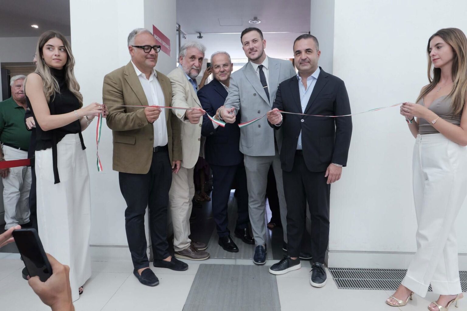 Il mito della Magna Grecia torna a confrontarsi con il presente negli spazi del Museo Archeologico Nazionale di Reggio Calabria logo la nuova calabria