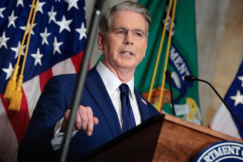 Guerra Iran USA, le ultime notizie di oggi: le mosse di Trump e la situazione ad Hormuz. DIRETTA Guerra Iran USA, le ultime notizie di oggi: le mosse di Trump e la situazione ad Hormuz. DIRETTA