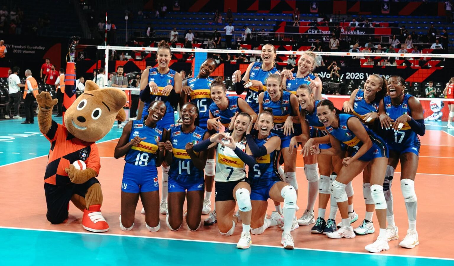 Europei di Pallavolo, Italia femminile in Finale: battuta la Polonia Europei di Pallavolo, Italia femminile in Finale: battuta la Polonia