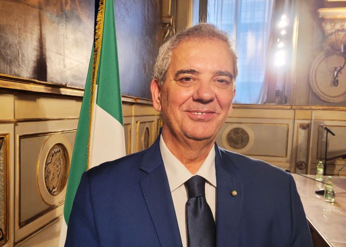 L’eccellenza automobilistica italiana conquista la Repubblica Ceca: Sinergitaly celebra il marchio Alfa Romeo nella capitale praghese – L'eccellenza automobilistica italiana conquista la Repubblica Ceca: Sinergitaly celebra il marchio Alfa Romeo nella capitale praghese -