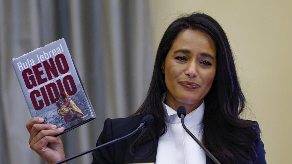 Rula Jebreal offende il leader dei dem Usa alla Camera, 'scimmia'. Poi si scusa - Notizie