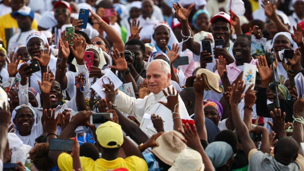 Leone XIV ai giovani africani: siate testimoni di amore, giustizia, pace Leone XIV ai giovani africani: siate testimoni di amore, giustizia, pace