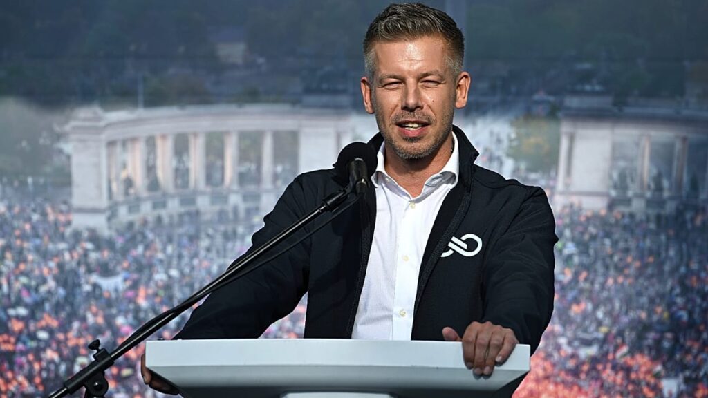 Ungheria, Magyar: cambiamo le regole per l’adozione da parte di single e coppie omosessuali Ungheria, Magyar: cambiamo le regole per l’adozione da parte di single e coppie omosessuali