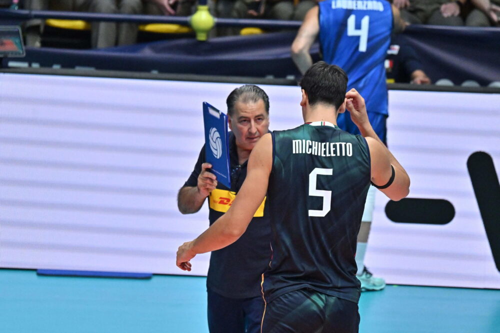Lorenzetti: “Non sarà facile per l’Italia arrivare sino in fondo, ma vedo gli azzurri concentrati. Bulgaria la più esuberante fisicamente” Fefè De Giorgi