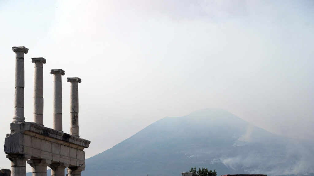 Orrore a Pompei, custode violenta un turista minorenne negli scavi – Notizie Orrore a Pompei, custode violenta un turista minorenne negli scavi - Notizie