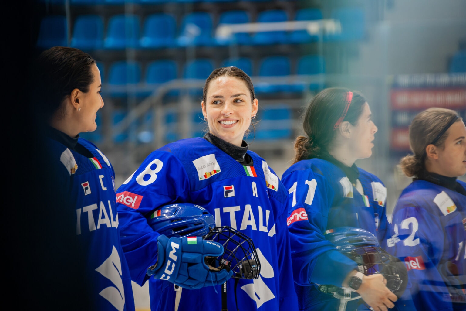I giocatori e le giocatrici italiane all’estero: analisi, dati e squadre di azzurri e azzurre tra Repubblica Ceca, Svezia, Germania, Finlandia e non solo I giocatori e le giocatrici italiane all'estero: analisi, dati e squadre di azzurri e azzurre tra Repubblica Ceca, Svezia, Germania, Finlandia e non solo