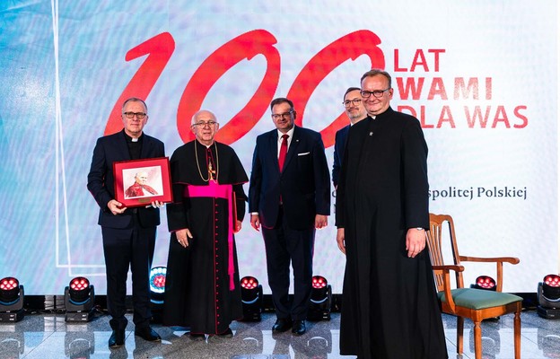 Polonia: Un secolo al servizio della Chiesa, nella difesa dei valori cattolici e patriottici 