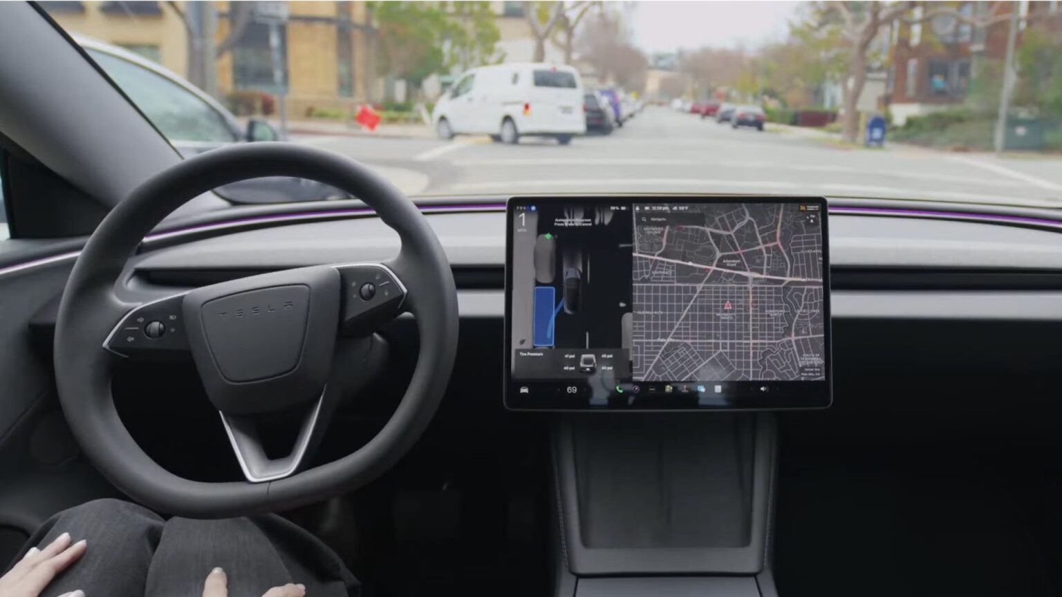 Tesla FSD, via libera in Repubblica Ceca: è il settimo Paese UE. Tesla FSD, via libera in Repubblica Ceca: è il settimo Paese UE.