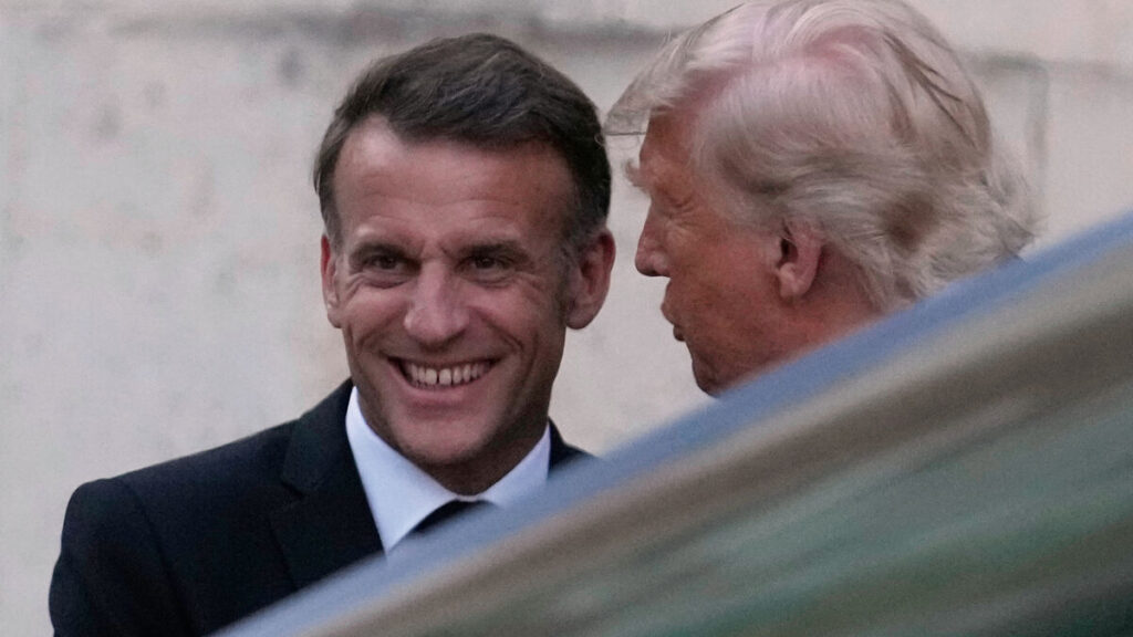 Macron a colloquio con Trump tiene agganciati due dossier: Ucraina e Hormuz Il Foglio di oggi