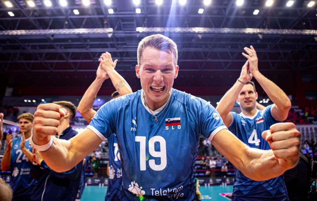 Eurovolley, la prima semifinale sarà Slovenia-Polonia: la squadra di coach Soli supera il Belgio Eurovolley, la prima semifinale sarà Slovenia-Polonia: la squadra di coach Soli supera il Belgio