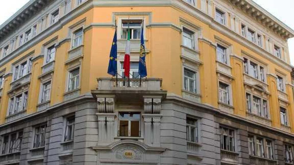 Si conclude il roadshow del Fondo Ince, tappe in Moldova, Albania e Serbia – Altre news Si conclude il roadshow del Fondo Ince, tappe in Moldova, Albania e Serbia - Altre news