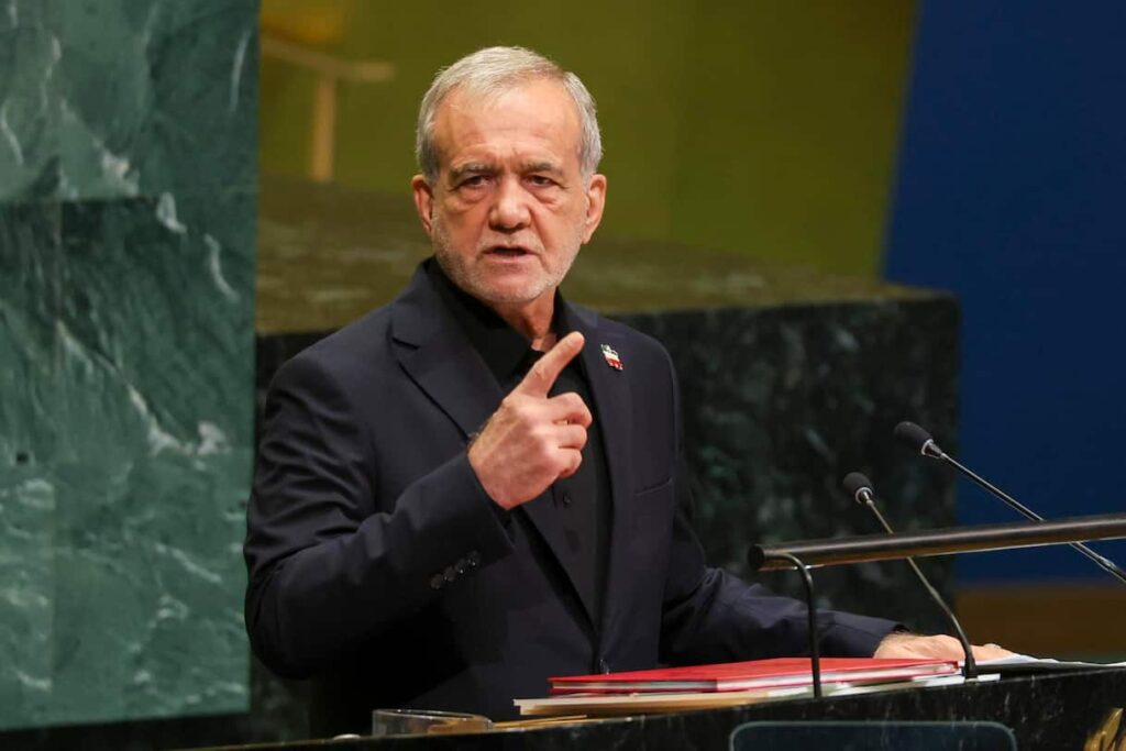 Guerra Iran USA, le ultime notizie di oggi: le mosse di Trump e la situazione ad Hormuz. DIRETTA