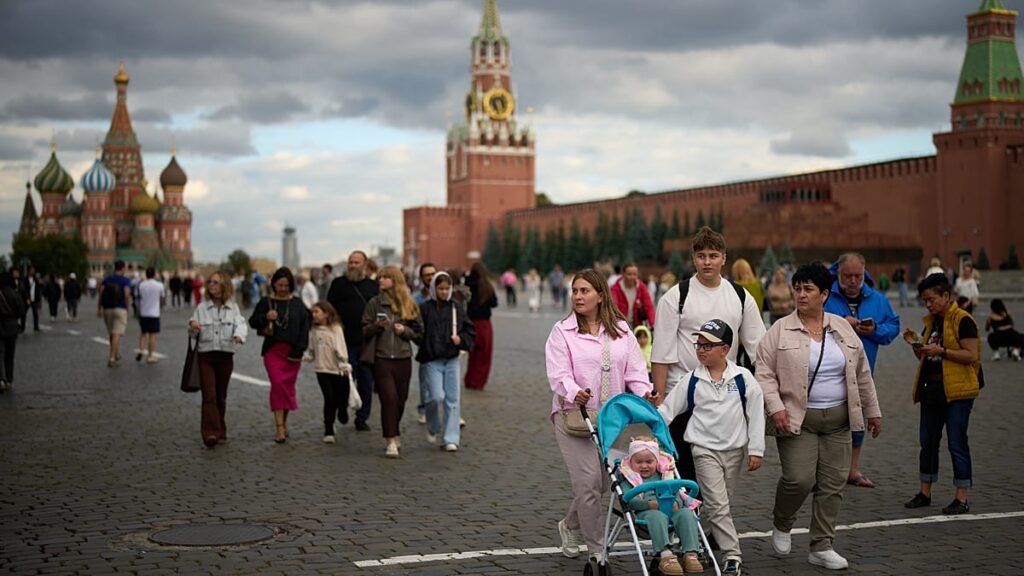 Russia, spese belliche: il ministero delle Finanze costretto ad alzare le tasse Russia, spese belliche: il ministero delle Finanze costretto ad alzare le tasse
