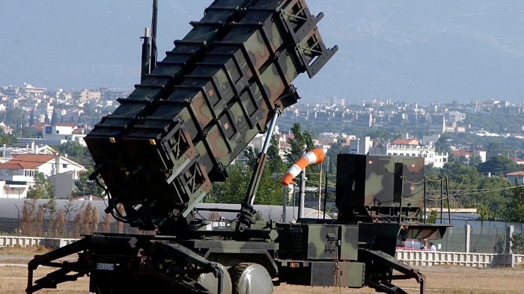 I Patriot greci abbattono un missile balistico e un drone in Arabia Saudita I Patriot greci abbattono un missile balistico e un drone in Arabia Saudita