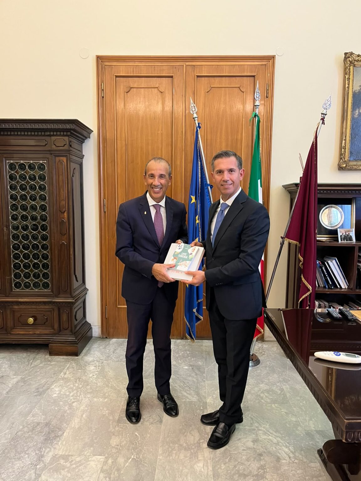 Il Questore riceve il Console generale della Repubblica di Turchia. – Questura di Bologna evento