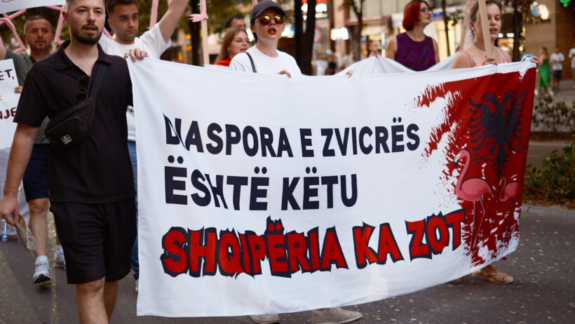 La diaspora della Svizzera è qui. L'Albania appartiene!