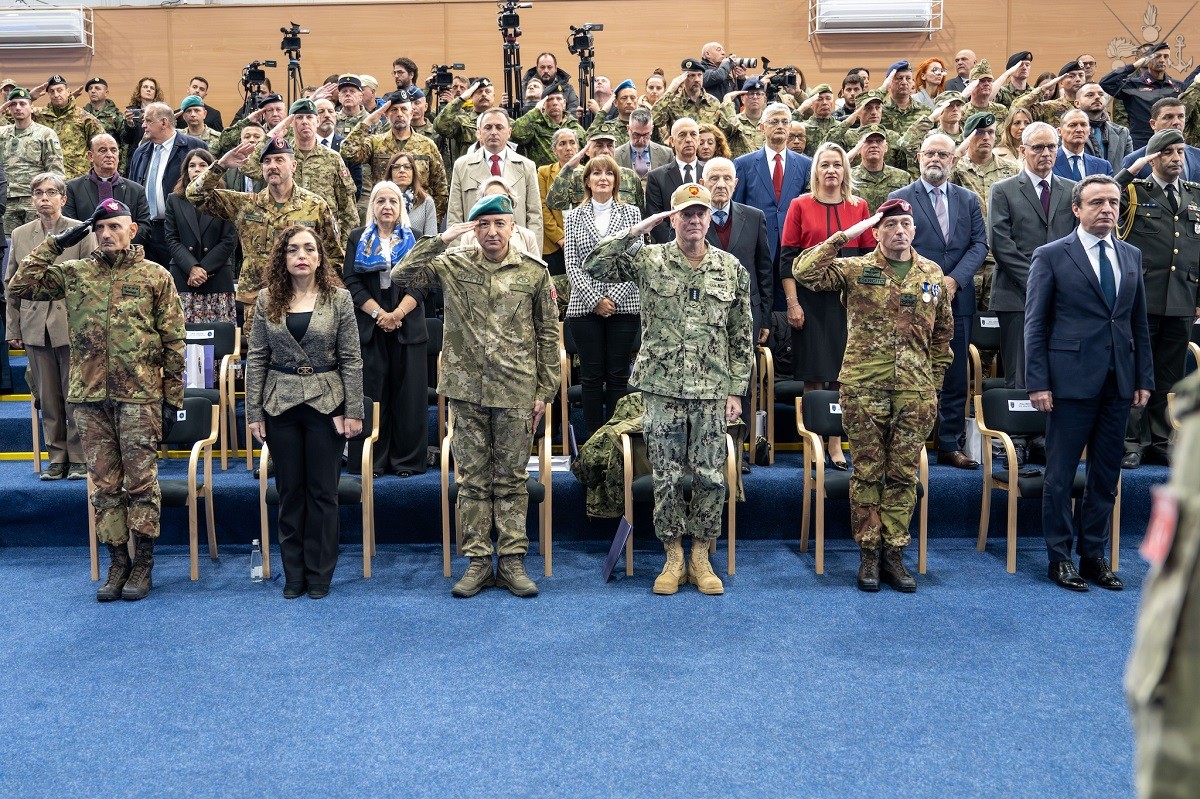 Cambio al vertice della missione KFOR: il Generale Barduani conclude il suo mandato in Kosovo
