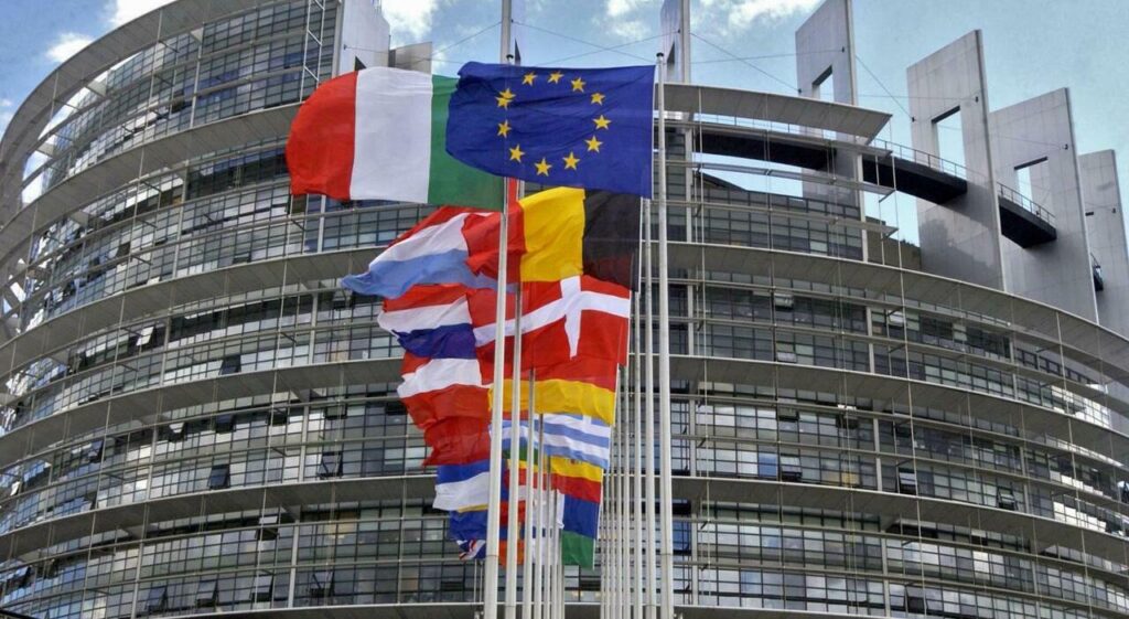 Manovra, Leo: «Occhio a non fare la fine della Grecia». Ue a Meloni: abbiamo già concesso più flessibilità