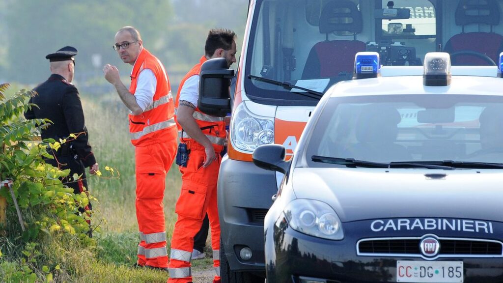 Tragedia durante la gita in bicicletta: cinquantenne accusa un malore e muore davanti agli amici. Era titolare di un hotel in Versilia Tragedia durante la gita in bicicletta: cinquantenne accusa un malore e muore davanti agli amici. Era titolare di un hotel in Versilia