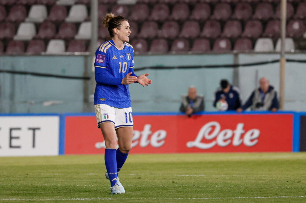 Dove vedere in tv Bielorussia-Italia, Qualificazioni Mondiali calcio femminile 2027: orario, canale, streaming Cristiana Girelli