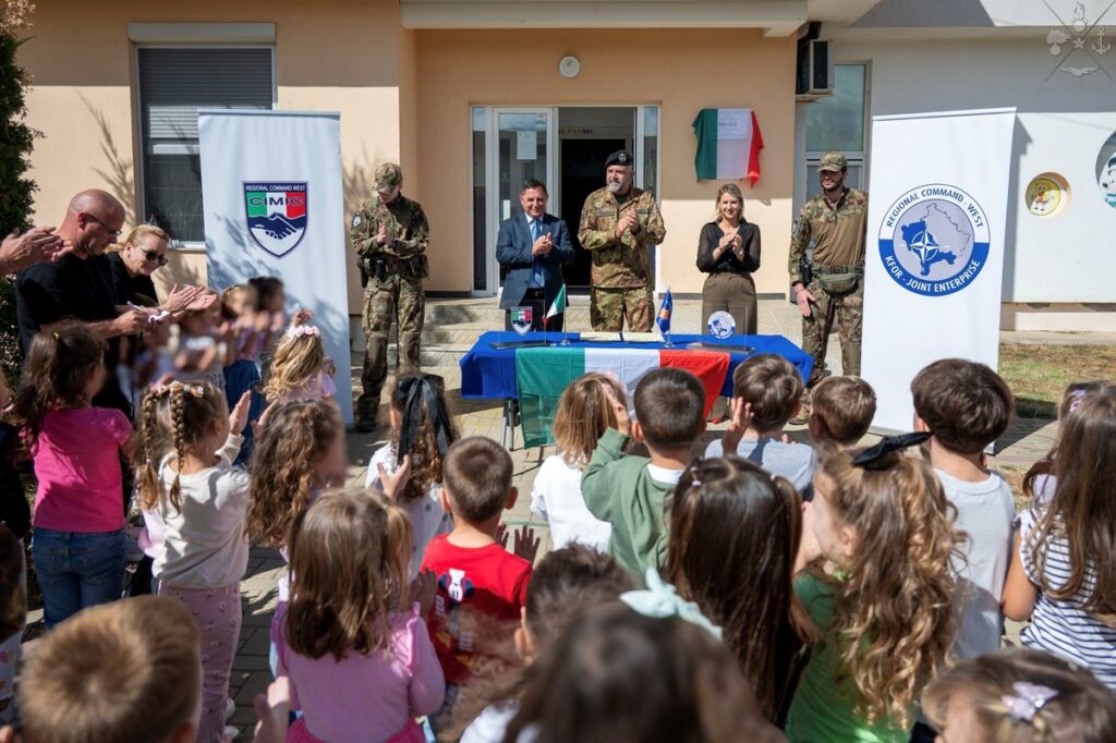 Kosovo: il contingente italiano di KFOR migliora sicurezza e continuità delle attività in due strutture locali Kosovo: il contingente italiano di KFOR migliora sicurezza e continuità delle attività in due strutture locali