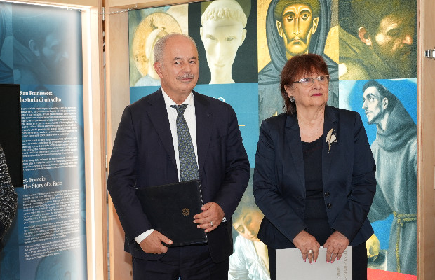 San Francesco, Ambasciatore Apicella: Un ponte culturale tra Italia e Bulgaria San Francesco, Ambasciatore Apicella: Un ponte culturale tra Italia e Bulgaria