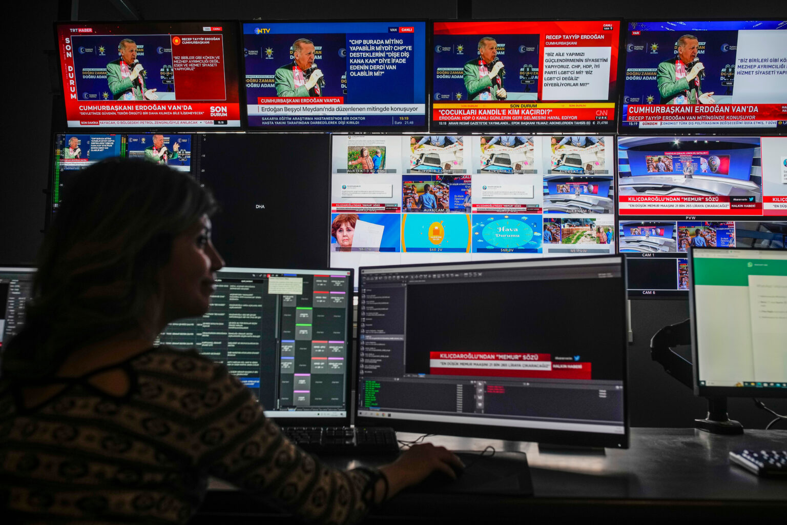 Turchia, commissariata la Tv anti Erdogan — Il Globo Turchia, commissariata la Tv anti Erdogan — Il Globo