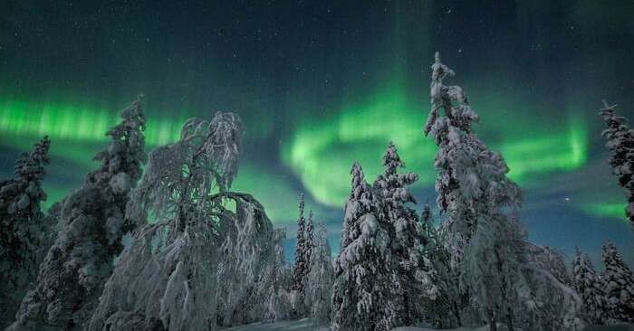 Quando il cielo si accende, Lorenzo Mirandola a caccia di aurore boreali – AMBIENTE Quando il cielo si accende, Lorenzo Mirandola a caccia di aurore boreali - AMBIENTE